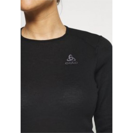 Γυναικεία Ισοθερμική Μπλούζα Odlo Fundamentals Active Warm Γυναικεία μακρυμάνικη ισοθερμική μπλούζα Odlo Fundamentals Active Warm (141251). Από ανακυκλωμένα υλικά, με τεχνολογία ZeroScent & Warm για σκι & outdoor