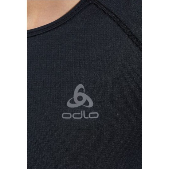 Γυναικεία Ισοθερμική Μπλούζα Odlo Fundamentals Active Warm Γυναικεία μακρυμάνικη ισοθερμική μπλούζα Odlo Fundamentals Active Warm (141251). Από ανακυκλωμένα υλικά, με τεχνολογία ZeroScent & Warm για σκι & outdoor