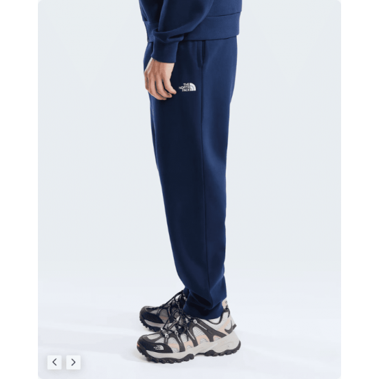Ανδρικό Παντελόνι Φόρμας - The North Face Evolution Simple Dome Regular Jogger The North Face Evolution Simple Dome Regular Jogger ανδρικό παντελόνι φόρμας. Από ανακυκλωμένο βαμβάκι & πολυεστέρα, με ελαστική μέση & τσέπες (NF0A8CWY)