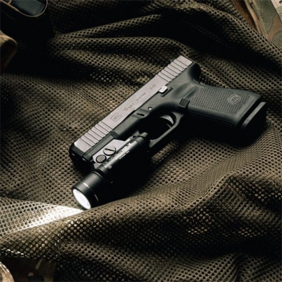 Φακός Όπλου Streamlight TLR-1 HP-X - 1300 Lumens Streamlight TLR-1 HP-X Επιχειρησιακός φακός όπλου. Ισχύς 1.300 Lumens, εμβέλεια 555m, Multi-Fuel (SL-B9 / CR123A), αδιάβροχος IPX7 & αλλαγή μπαταρίας από μπροστά