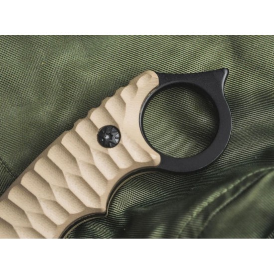 Μαχαίρι με θήκη Kydex - Boker Plus Spike Karambit Μαχαίρι σταθερής λεπίδας Boker Plus Spike Karambit (02BP0010). Λεπίδα 440A 10.2cm πάχους 5mm, full tang, λαβή G10 Khaki, δαχτυλίδι με spike & θήκη Kydex
