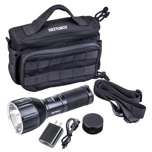 SAINT TORCH 11 3500 lumens NEXTORCH