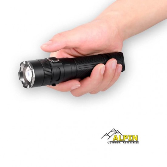 Φακός Alpin FOCUS+ 1200 Lumens 5000mah Συνεχές Επαναφορτιζόμενος εστιαζόμενος φακός Alpin FOCUS+ 1200Lm με συνεχές AC-DC φως. Διαθέτει 3X zoom, μπαταρία 5000mAh 21700, τεχνολογία ATC & θύρα USB-C