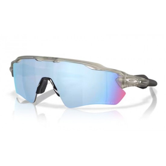 Γυαλιά Ηλίου Oakley Radar EV Path - Matte Grey Ink / Prizm Deep Water Polarized (OO9208-F638) Αθλητικά γυαλιά ηλίου Oakley Radar EV Path (OO9208-F638). Σκελετός Matte Grey Ink O Matter™, πολωτικοί φακοί Prizm Deep Water Polarized & Unobtainium®