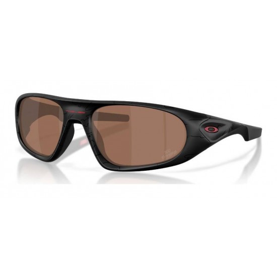 Prizm Sunglasses – Oakley Neoforma 100 Thieves Collection Oakley Neoforma Sunglasses with O-Matter™ 100t Matte Black frame and Prizm Tungsten lenses for enhanced contrast.
