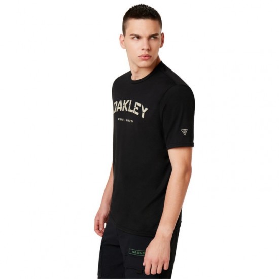 ΜΠΛΟΥΖΑΚΙ ΚΟΝΤΟΜΑΝΙΚΟ SI INDOC TEE OAKLEY T-SHIRT