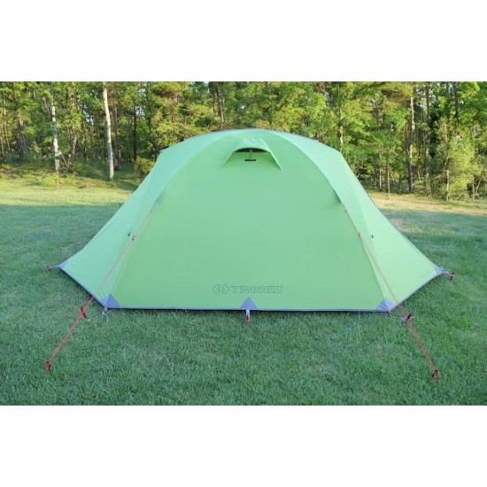 Σκηνή Trimm Thunder D - 4 Εποχών 3 Ατόμων 3.3kg Trimm Thunder D Ανθεκτικό αντίσκηνο 4 εποχών για 3 άτομα. Σκελετός αλουμινίου Dural 7001 T6, αδιαβροχοποίηση 4.000mm/10.000mm & 2 είσοδοι
