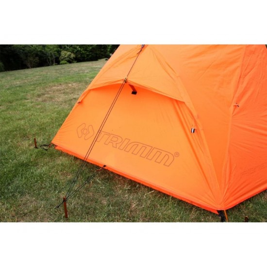 Σκηνή Trimm Pioneer DSL - 4 Εποχών 2 Ατόμων 2.2kg Trimm Pioneer DSL ελαφρύ αντίσκηνο 4 εποχών για 2 άτομα. Σχεδιασμός θόλου, 2 είσοδοι, μπανέλες dural & σιλικονοποιημένο Nylon Ripstop