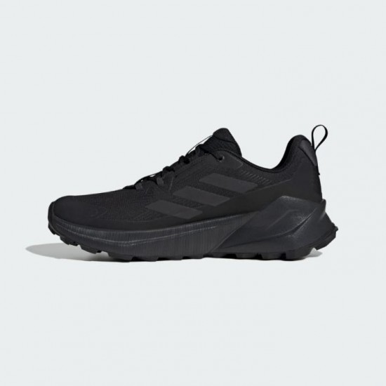 Αδιάβροχα Ανδρικά Παπούτσια Hiking adidas Terrex Trailmaker 2 GORE-TEX Αδιάβροχα ανδρικά παπούτσια πεζοπορίας adidas Terrex Trailmaker 2.0 GORE-TEX (IH0618) με σόλα Continental™ & ενδιάμεση σόλα EVA. Άνεση & σταθερότητα στο βουνό