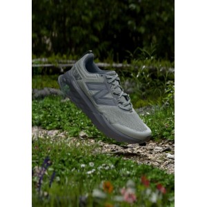 Ανδρικά Αθλητικά Παπούτσια New Balance Fresh Foam Garoe V2 - Meteorite/Slate Grey